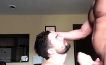 Muscle Hunks' Feeding Time Blow and Hand Job